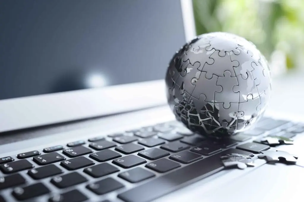 Difference Between a Mac Address and an IP Address