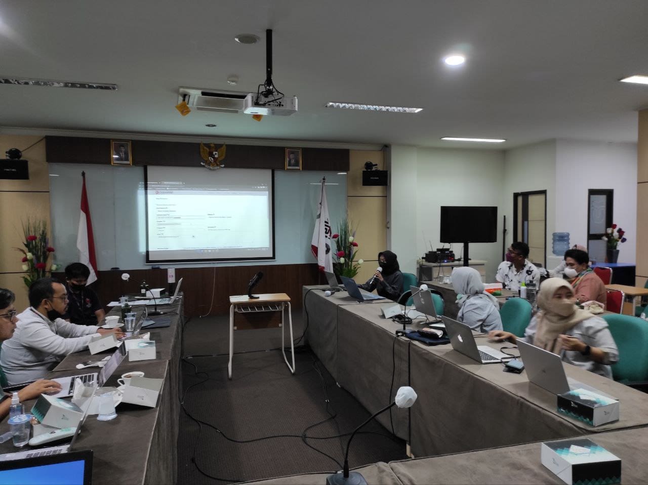 Sosialisasi Google Scholar dan Dataverse FKB