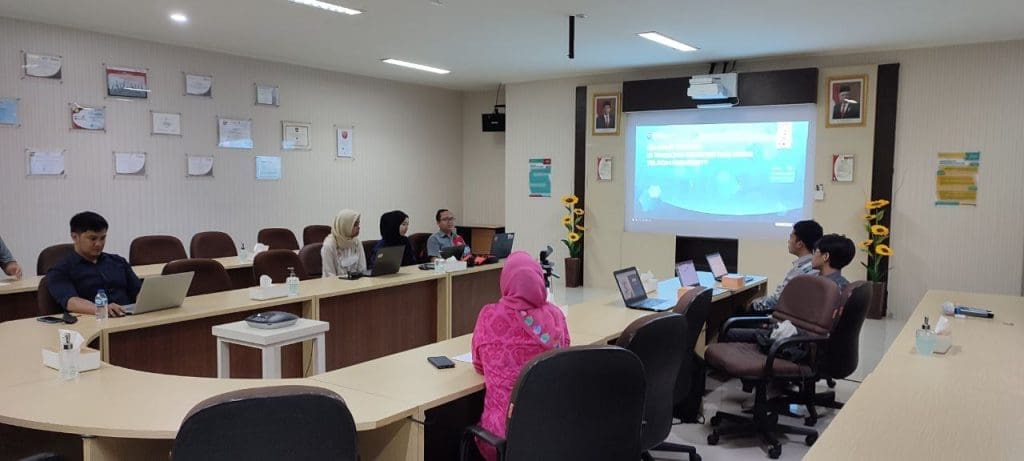 One on One Operator Website Fakultas Ekonomi Bisnis Telkom University