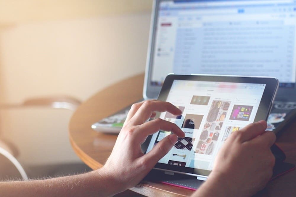 Perbedaan E-Commerce dan M-Commerce