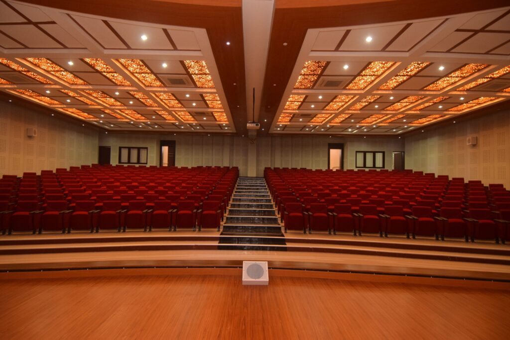 Auditorium Gedung K atau Gedung Damar Telkom University Auditorium Gedung K atau Gedung Damar Telkom University