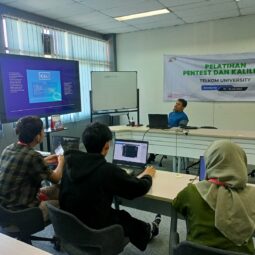 Pelatihan Kali Linux Direktorat PuTI Telkom University 1
