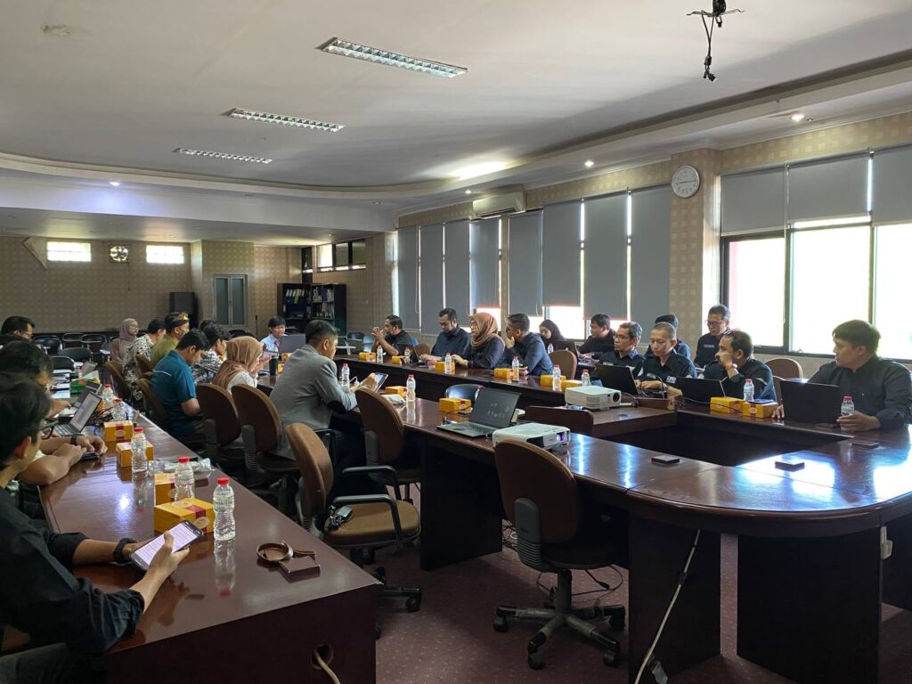 Diskusi Kunjungan Universitas Airlangga dan PuTI Telkom University