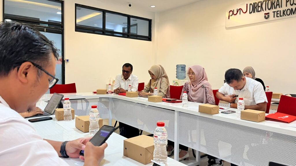 Kunjungan Universitas Prof. Dr. Hazairin SH (Unihaz) ke PuTI TelkomU