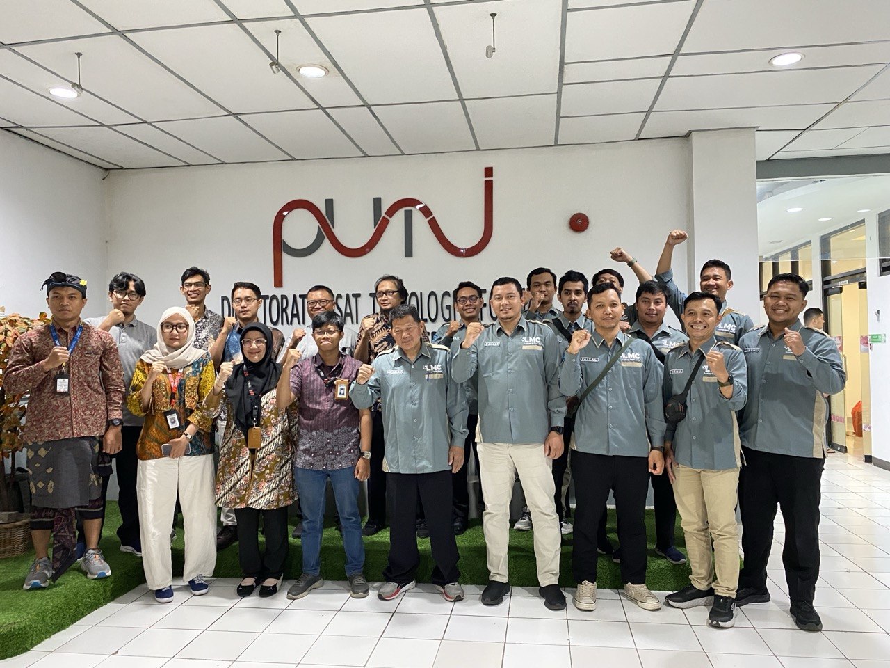 Kunjungan UNIMUS ke Tel-U